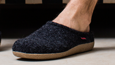 Softest best sale men's slippers